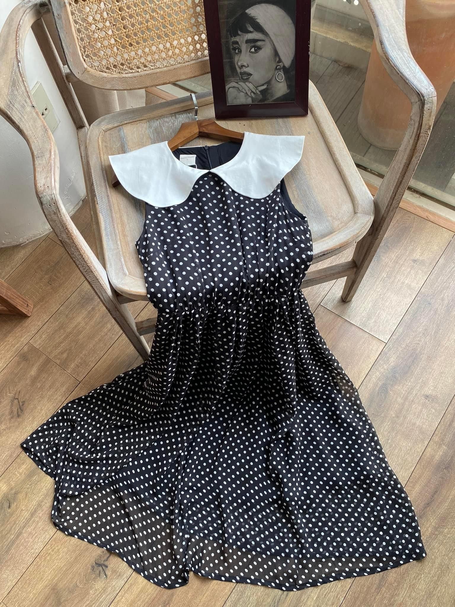 Della Dress - Đầm Midi Sát Nách Hoạ Tiết Chấm Bi E04