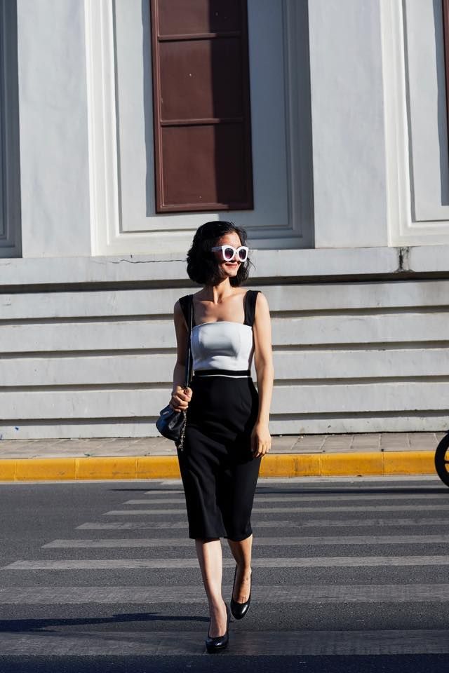 Lily Black and white Dress - Đầm body trắng đen hai dây - D321