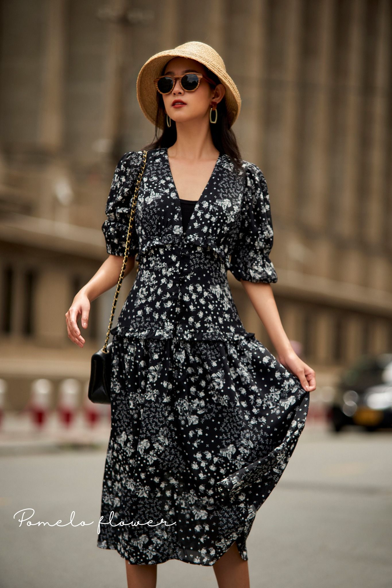 Lassy Dress - Đầm voan in hoa có cúc D709