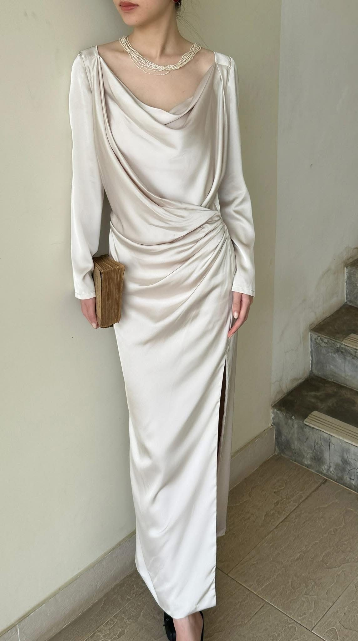 Zella Dress - Đầm Tay Dài Lụa Cổ Đổ D0127