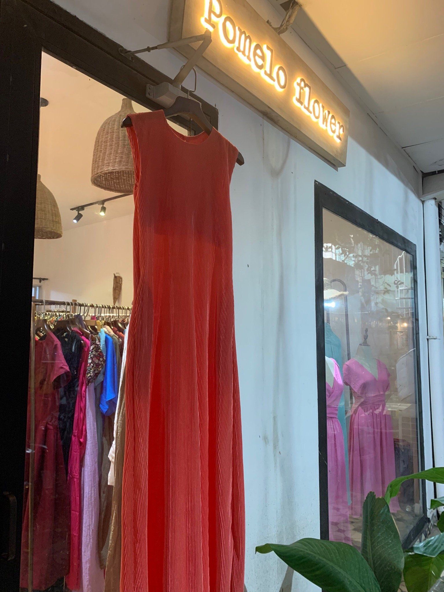 Tera Dress - Đầm Sát Nách Dáng Suông Cổ Tròn LA18