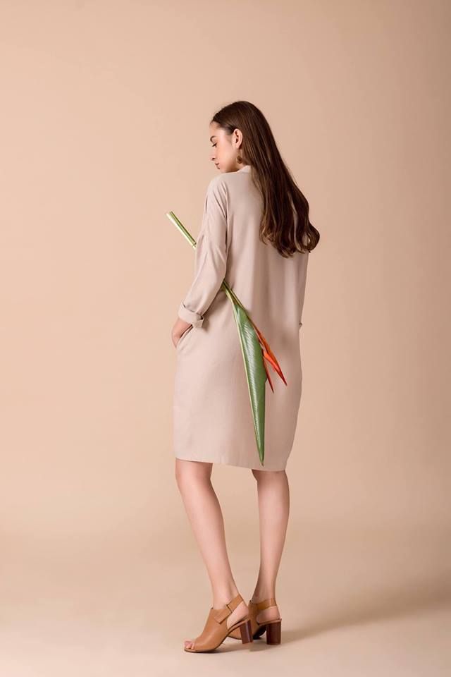 Maren Dress - Đầm suông tay dài cổ vest D349 -> D355