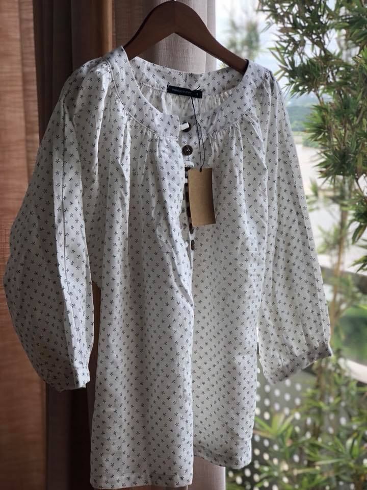 Áo linen cổ tròn hàng cúc trước ngực - Kaila A206 -> A208