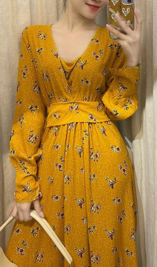 Alison Dress - Đầm vàng họa tiết hoa D408