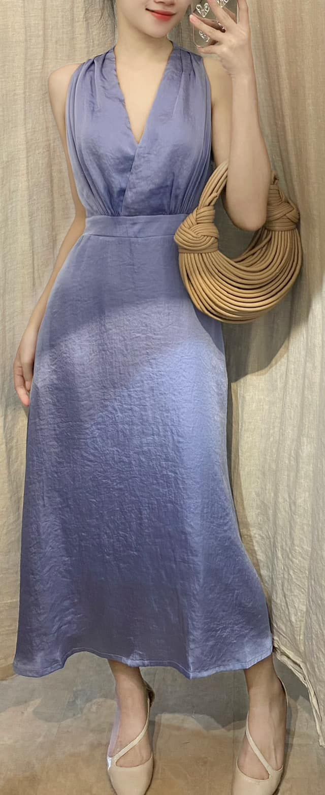 Grace - Elegant Silk Dress - Đầm Midi Cổ Yếm E40