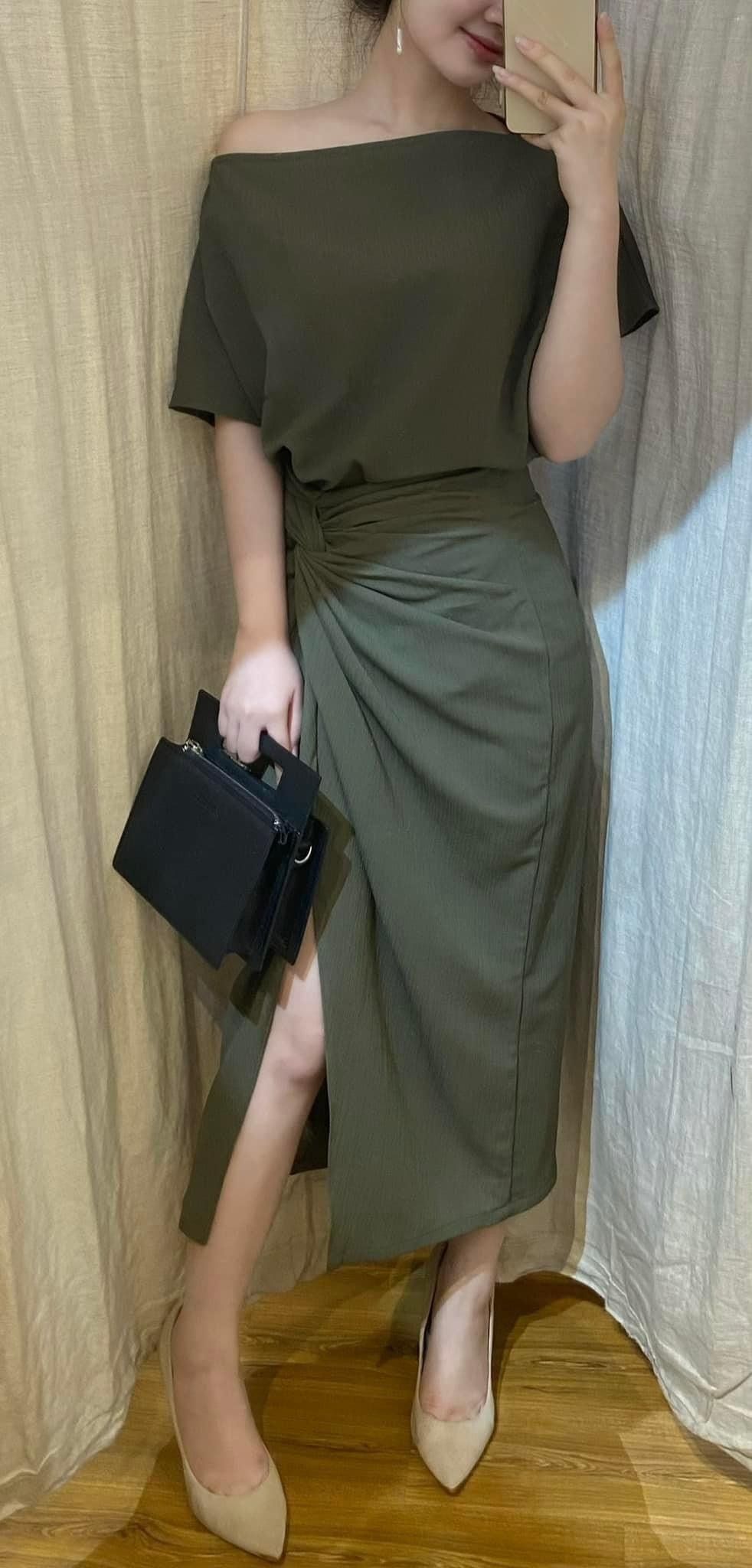 Mary Set - Set Áo Và Chân Váy Xoắn Eo L03