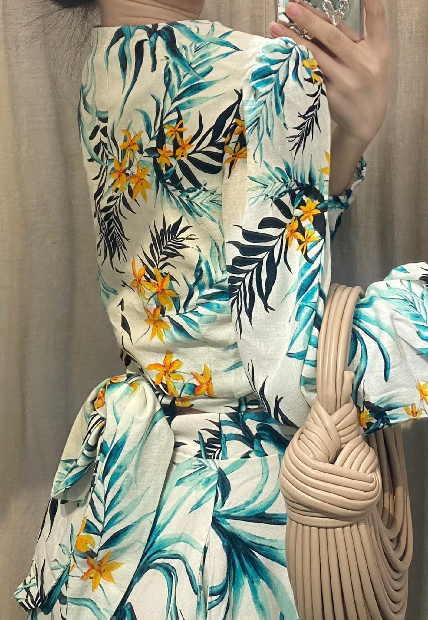 Zayla Set -Set áo chân váy hoa lá S18 S19