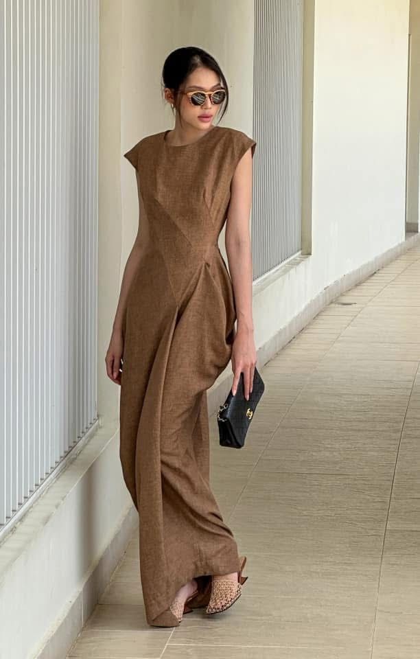 Ceré Dress - Đầm Cổ Tròn Tay Ngắn D1005