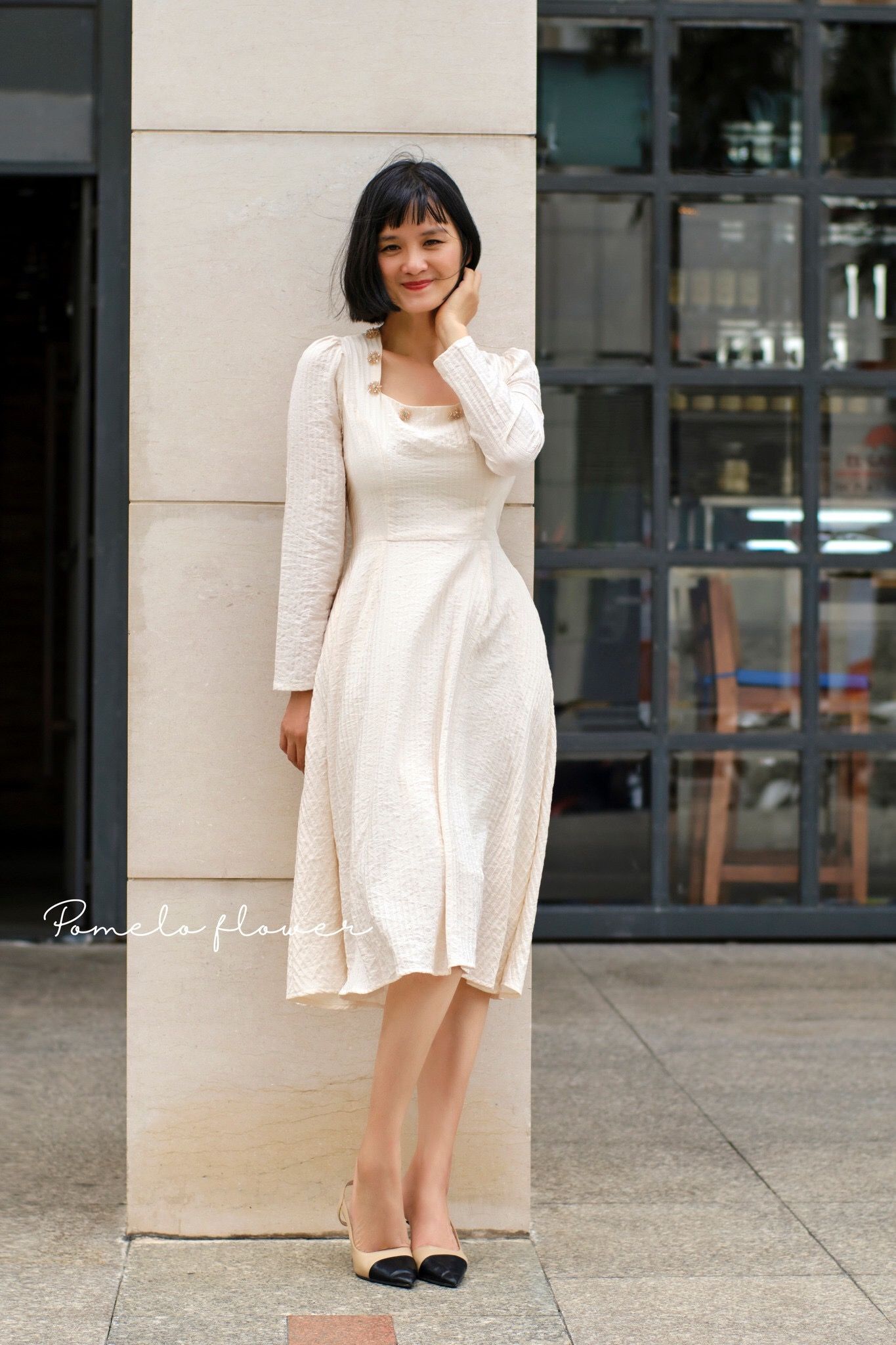 Katina Dress - Đầm Tay Dài Cổ Vuông Đính Bông D030