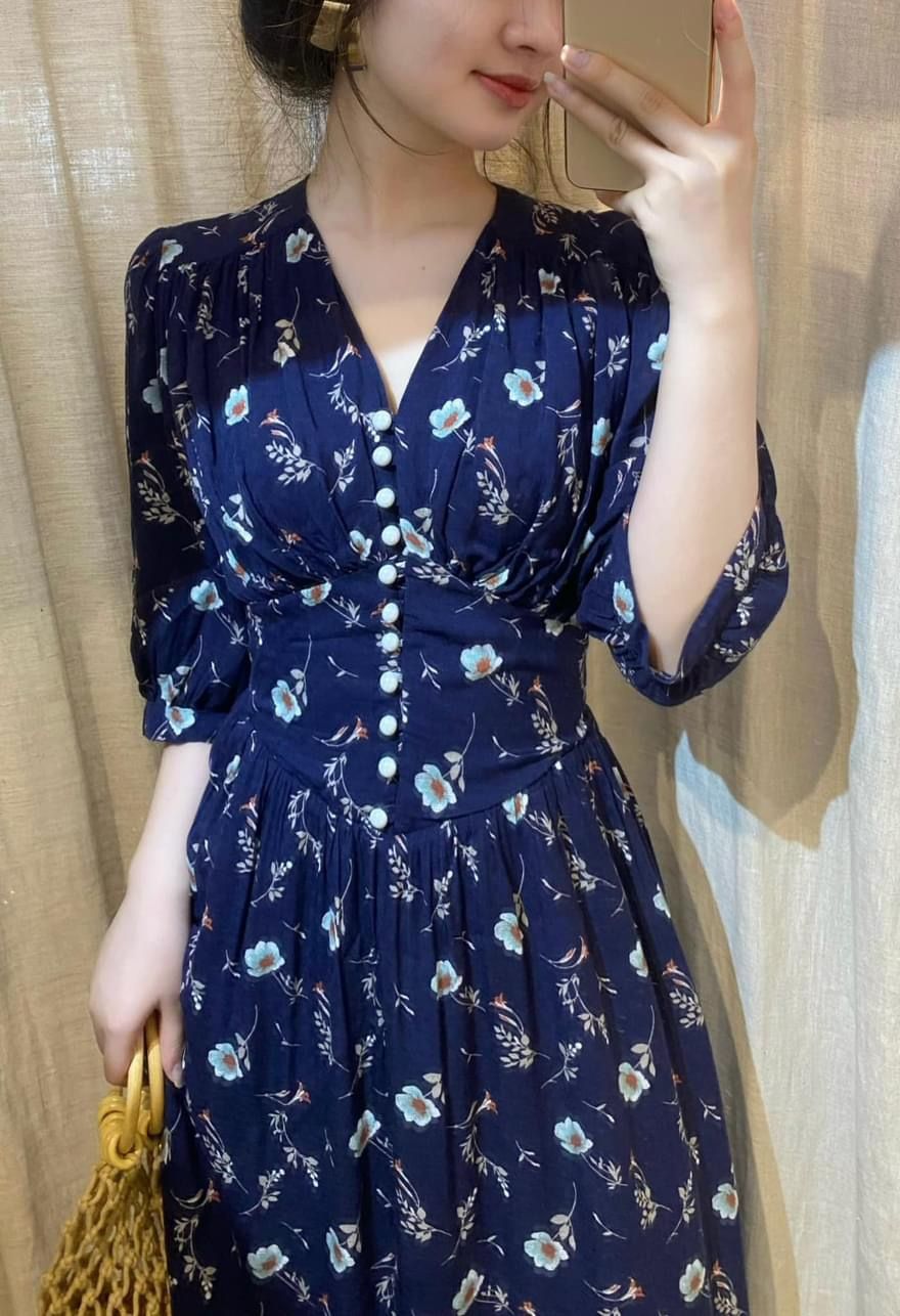 Melina Dress - Đầm voan in hoa có cúc - D01