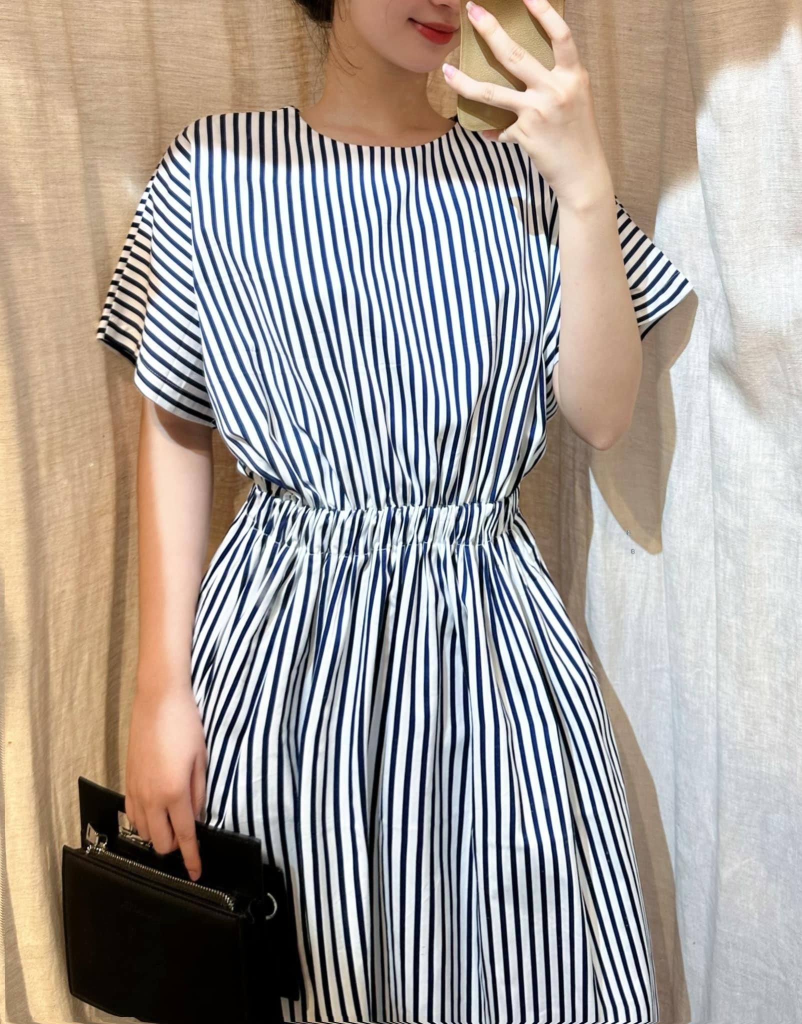 Freedom Dress - Đầm Kẻ Sọc Nhấn Eo D950