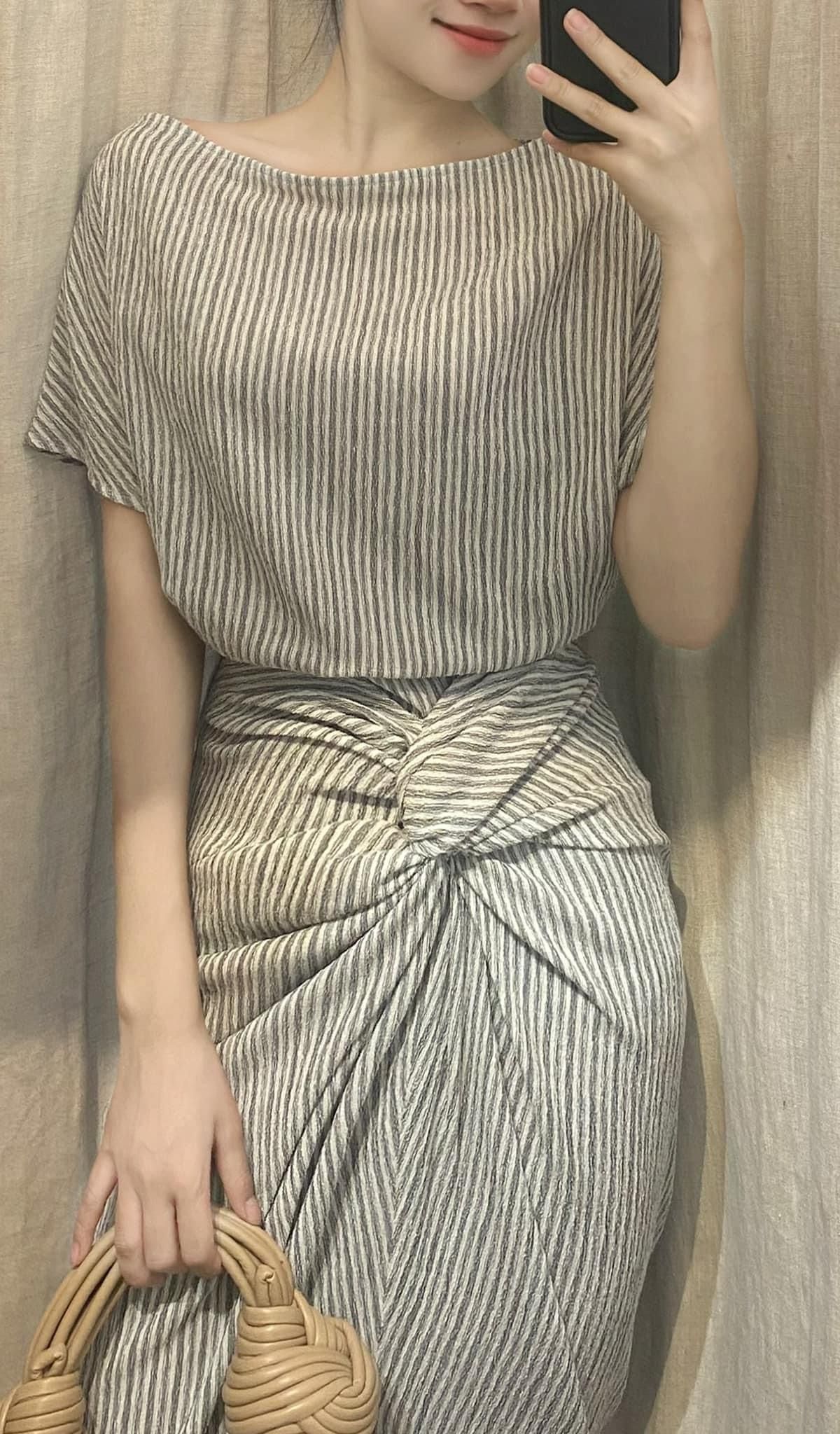 Mary Set - Set Áo Và Chân Váy Xoắn Eo L03