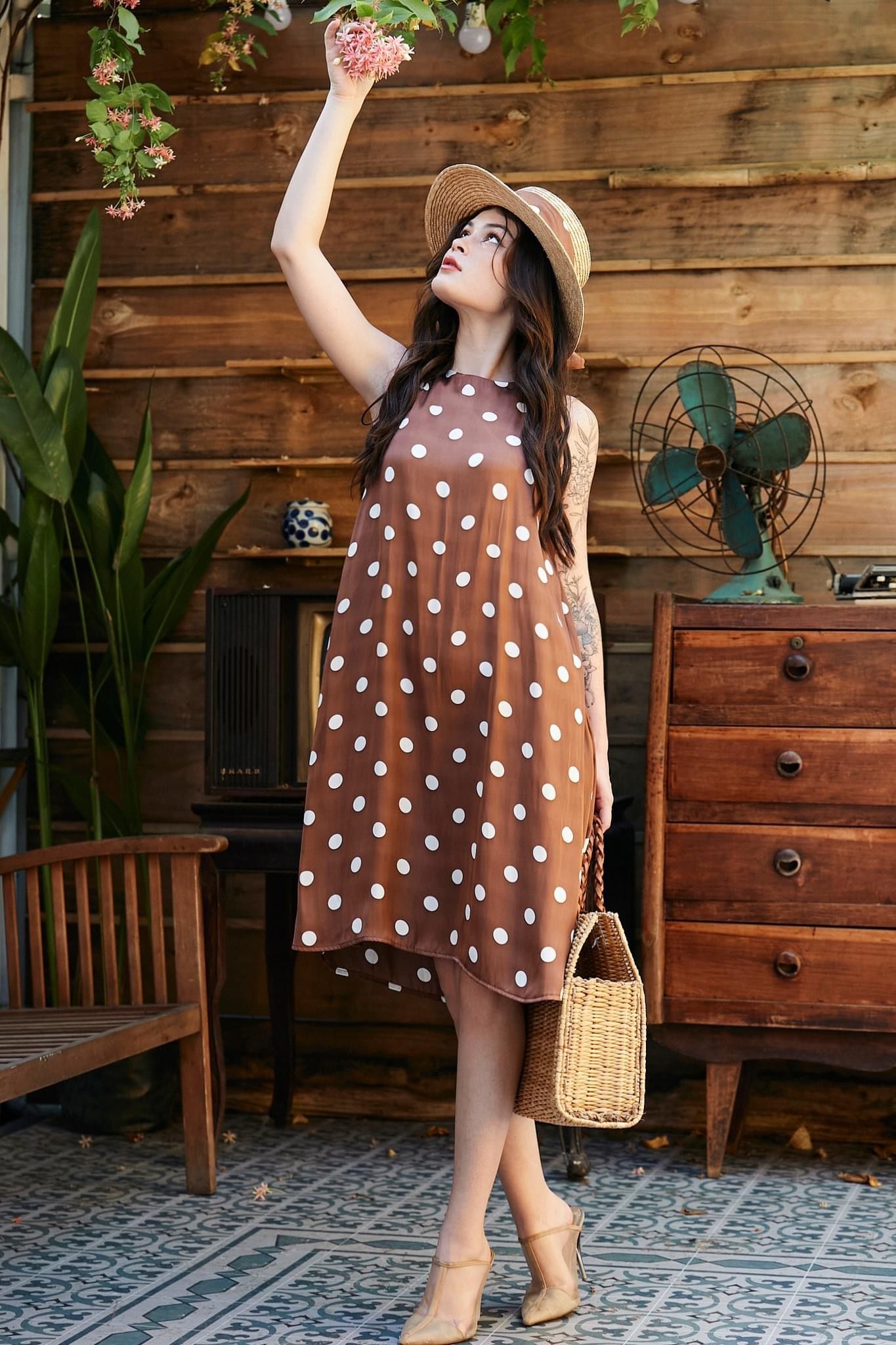 Vivian Dress - Đầm Sát Nách Hoạ Tiết Chấm Bi D932