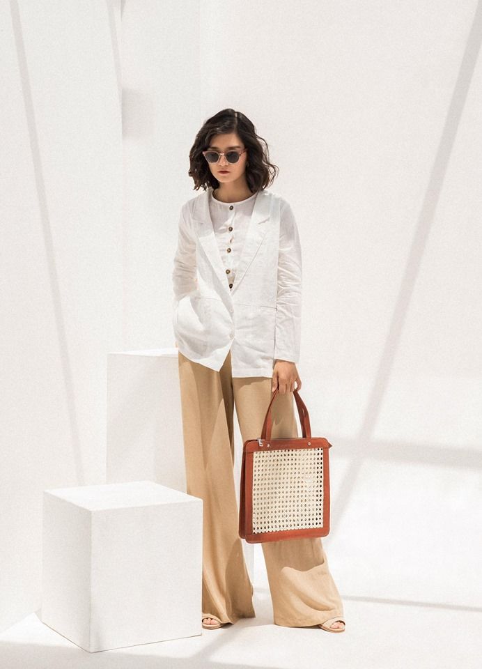 Blazer linen thêu viền chỉ A118 A119