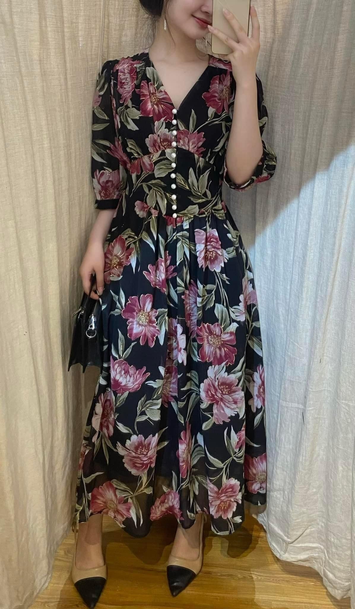 Melina Dress - Đầm voan in hoa có cúc - D01