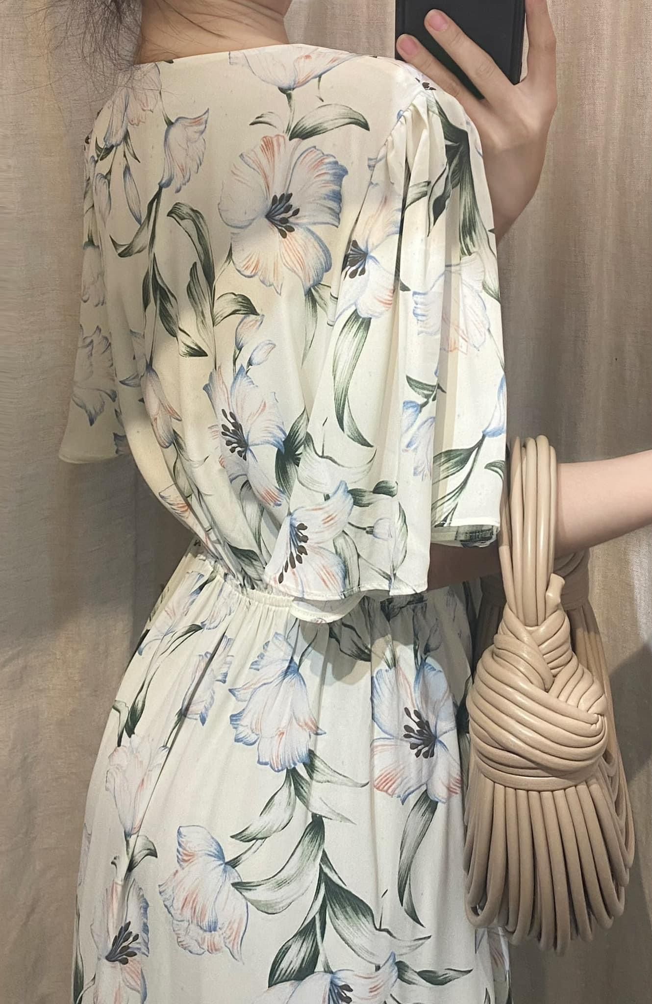 Floral Dress - Đầm voan cổ V in hoa , chun eo - D710