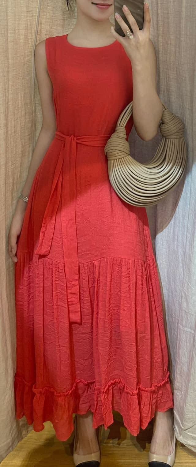 Macie Dress - Đầm xô lụa sát nách đỏ D48