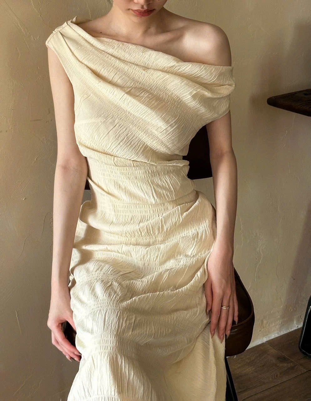 Dilys Dress - Đầm Trễ Vai Sóng Eo DR2123