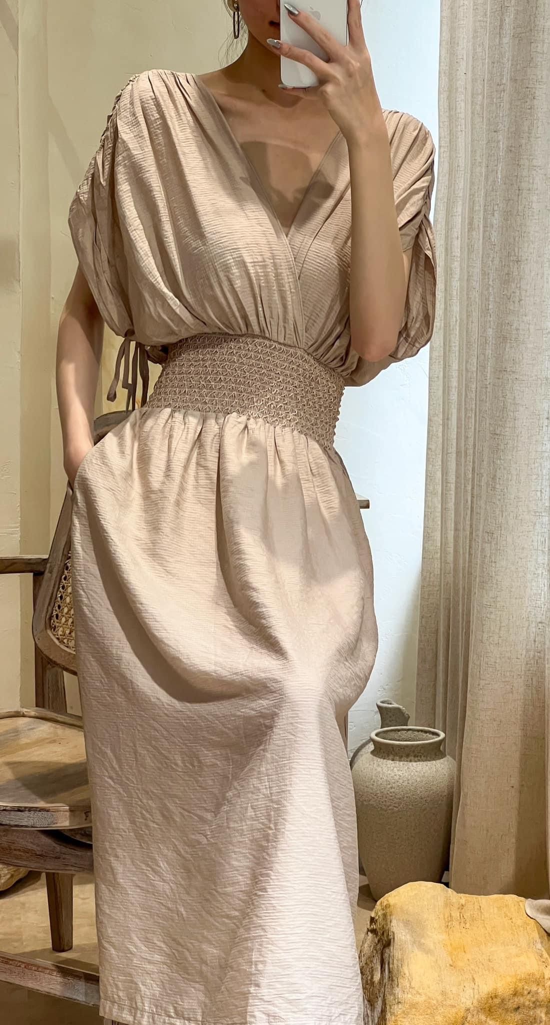 Helen Dress - Đầm Cánh Dơi Nhún Eo D971