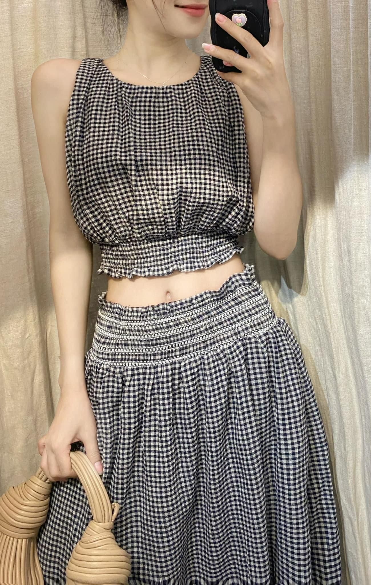 Keelin Set - Set áo và chân váy caro D963