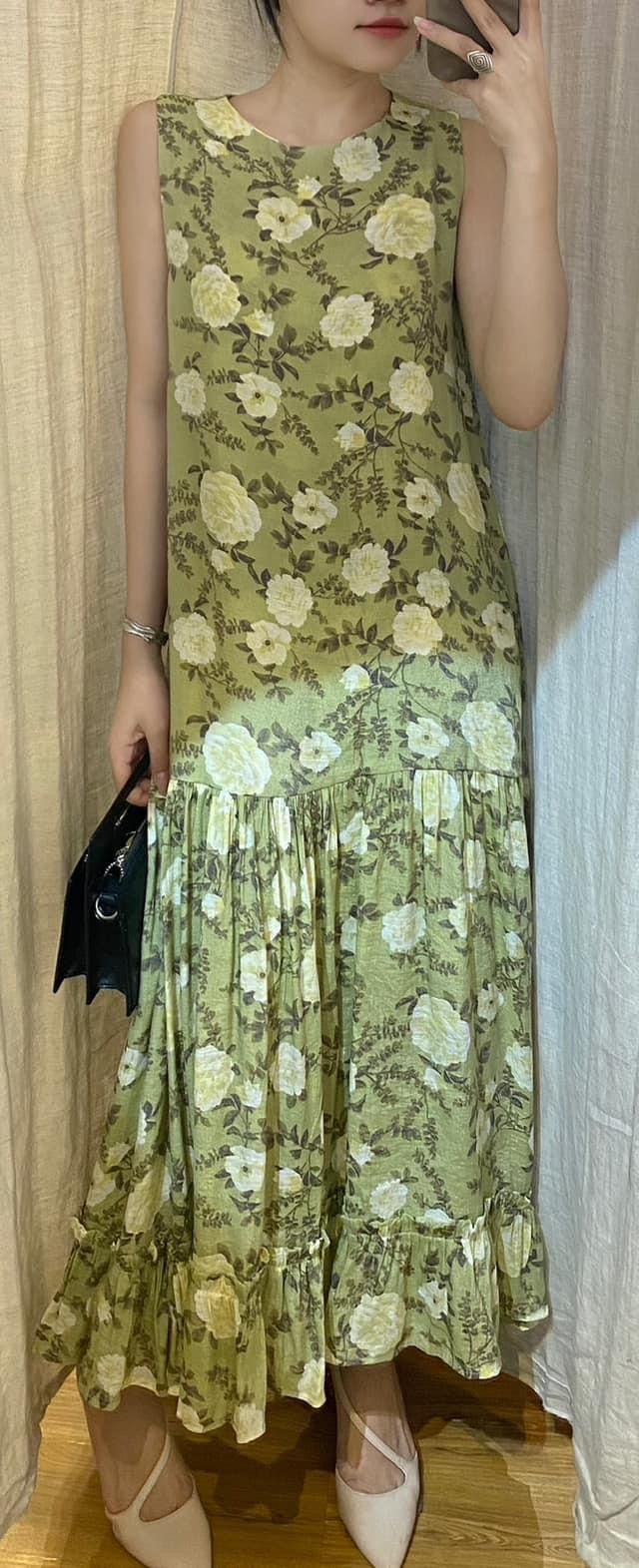Valerie Dress - Đầm sát nách xô lụa in hoa lớn - D608