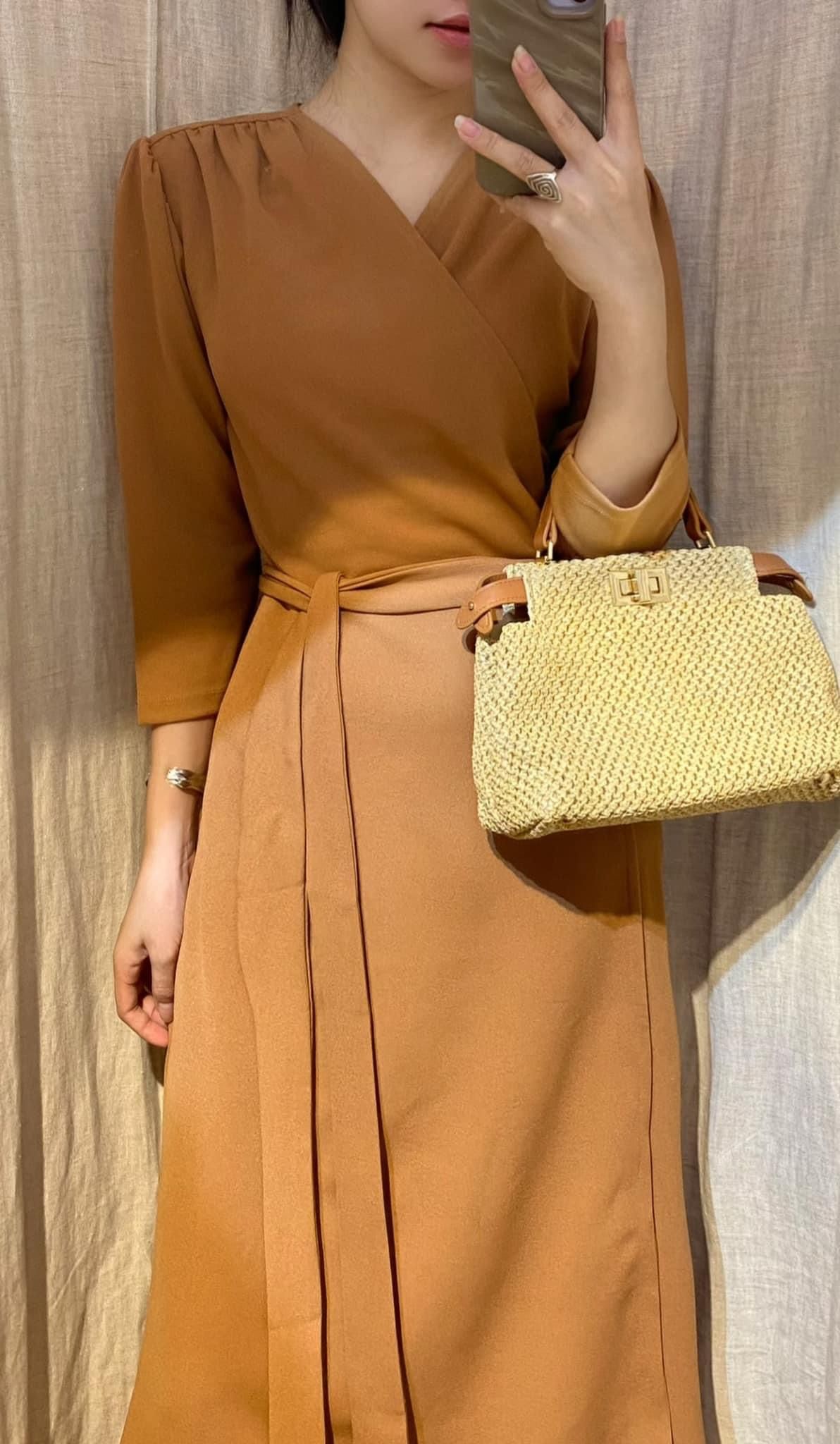 London Dress - Đầm thun xốp đắp chéo tay lửng D025 -> D027