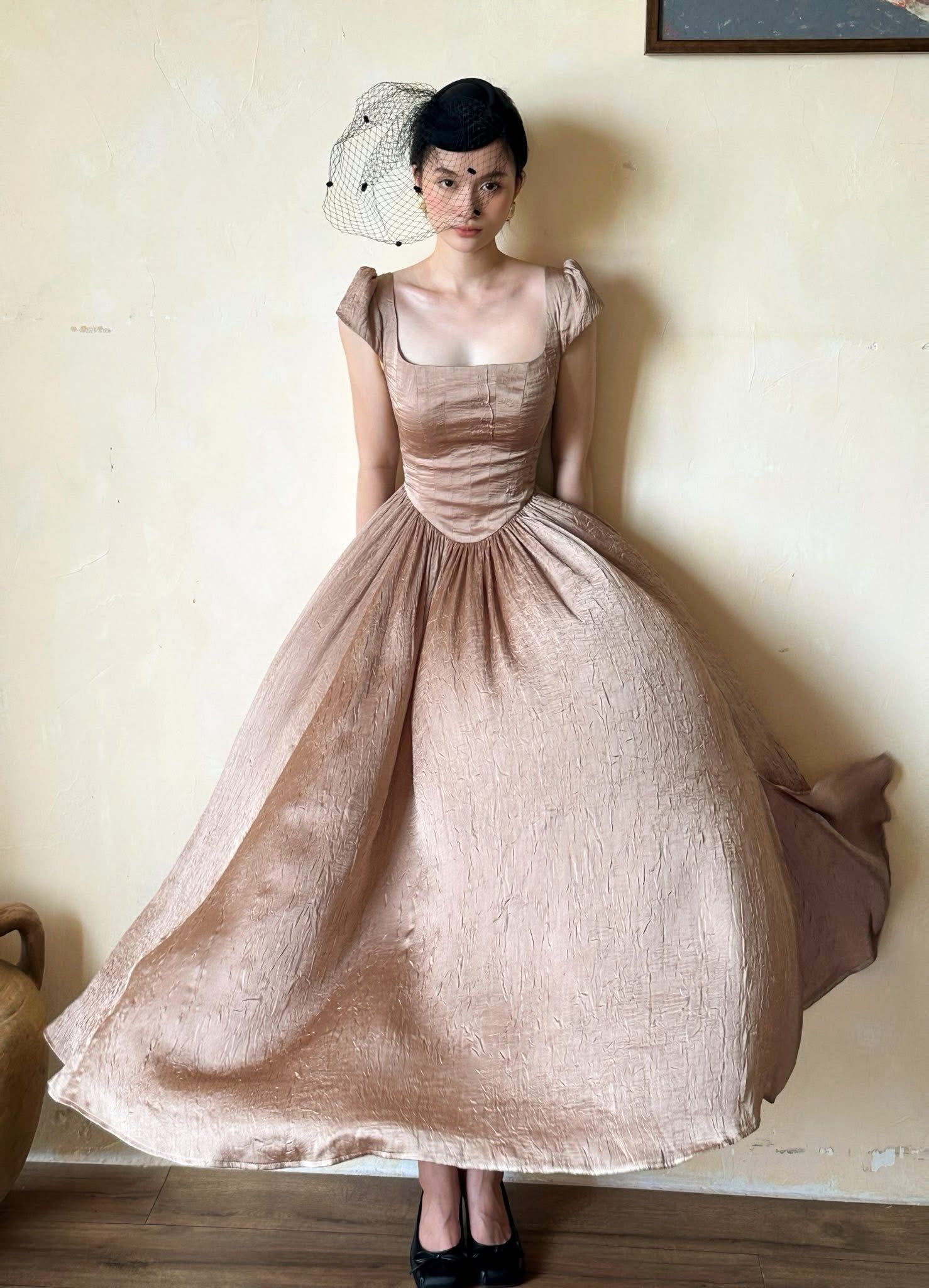 Adela Dress - Đầm Corset Cổ Điển Tay Hến V21
