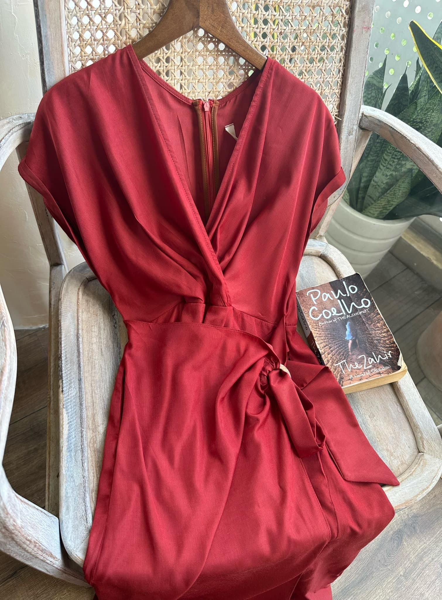 Elly Dress - Đầm Lụa Cổ V - E42