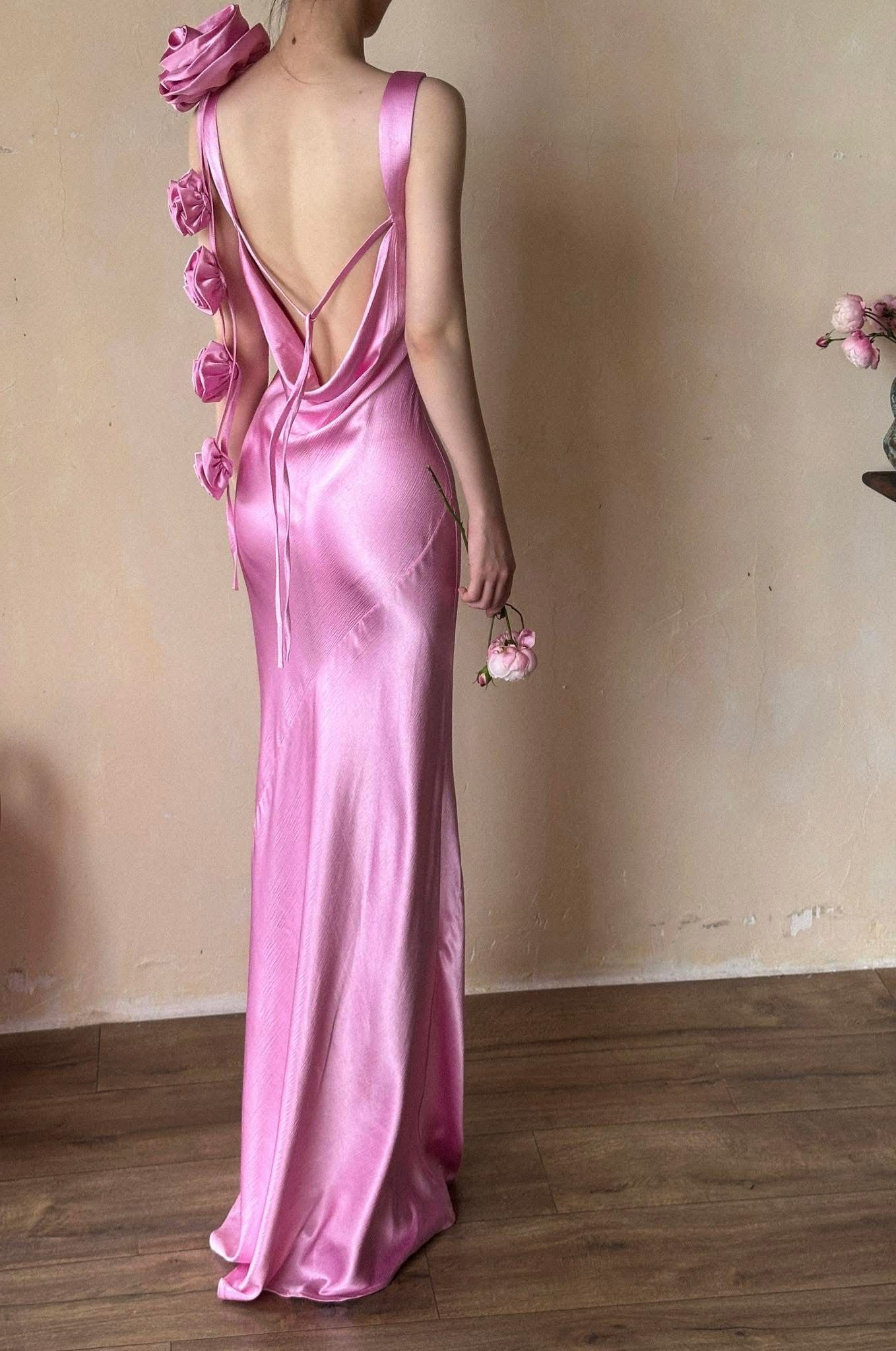 Lassy Dress - Đầm Lụa Thiết Kế Dáng Dài D0141