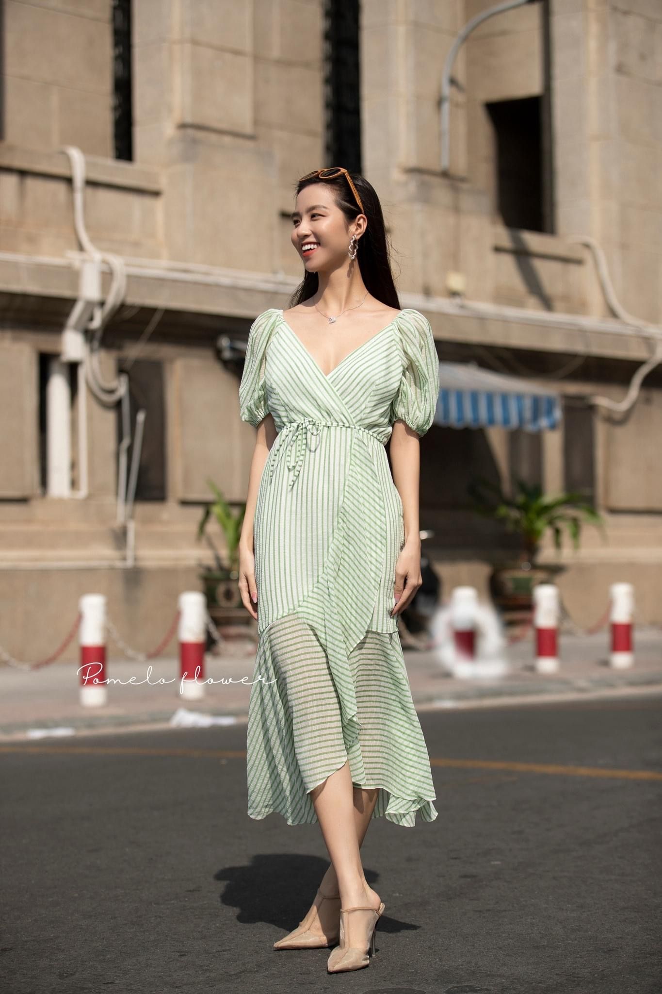 Ariel Dress - Đầm đuôi cá cổ V tay phồng - D669