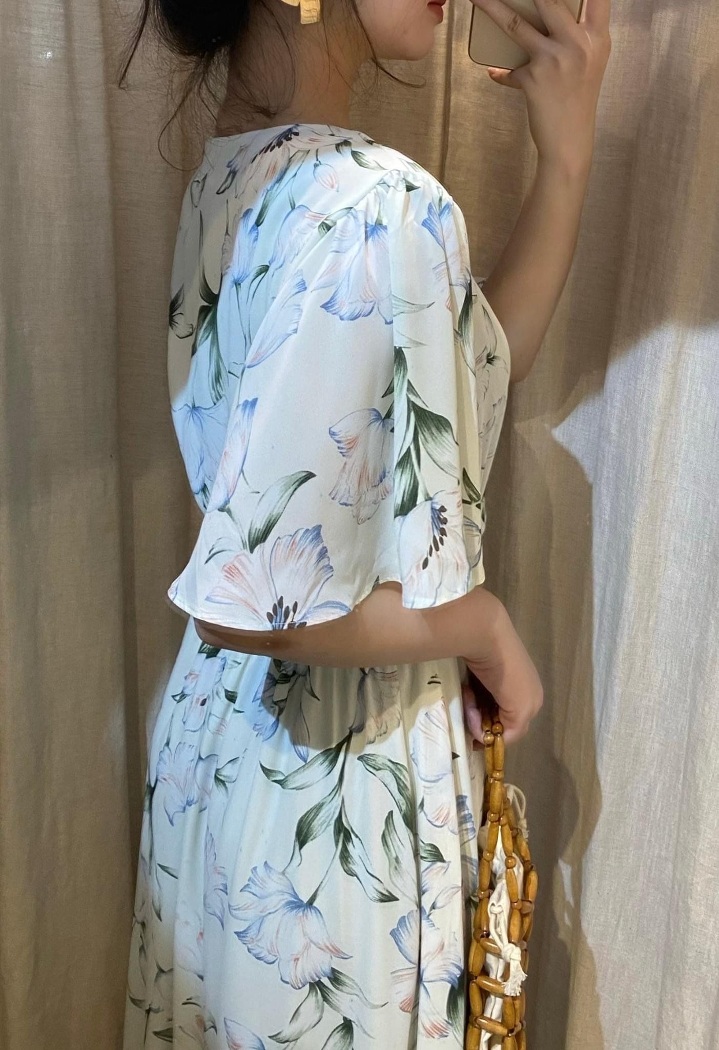 Floral Dress - Đầm voan cổ V in hoa , chun eo - D710