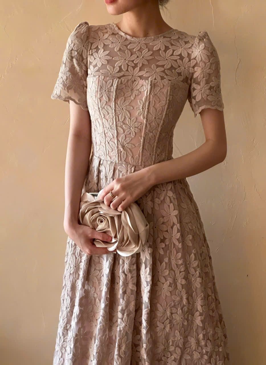 Belle Lace Dress - Đầm Corset Cổ Điển Tay Ngắn Q003