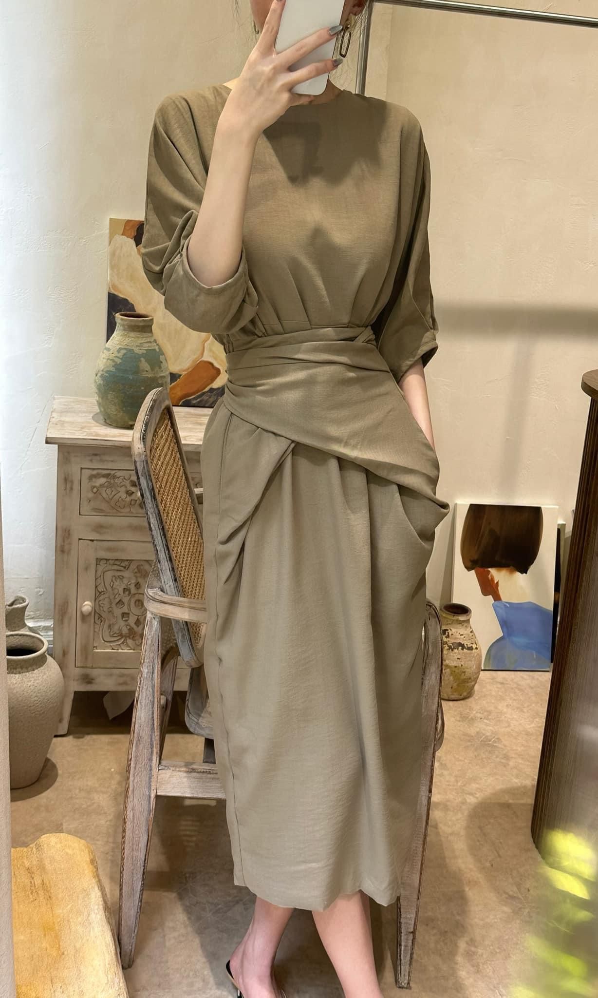 Amie Dress - Đầm Cuốn Eo Lạ Mắt