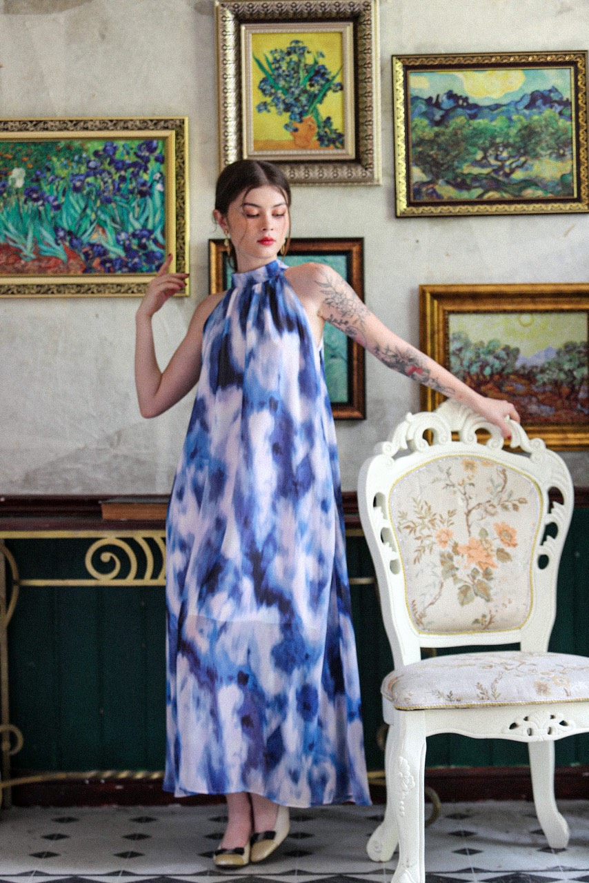 Iris Maxi Dress - Đầm Cổ Yếm Loang Màu Dáng Suông - D936