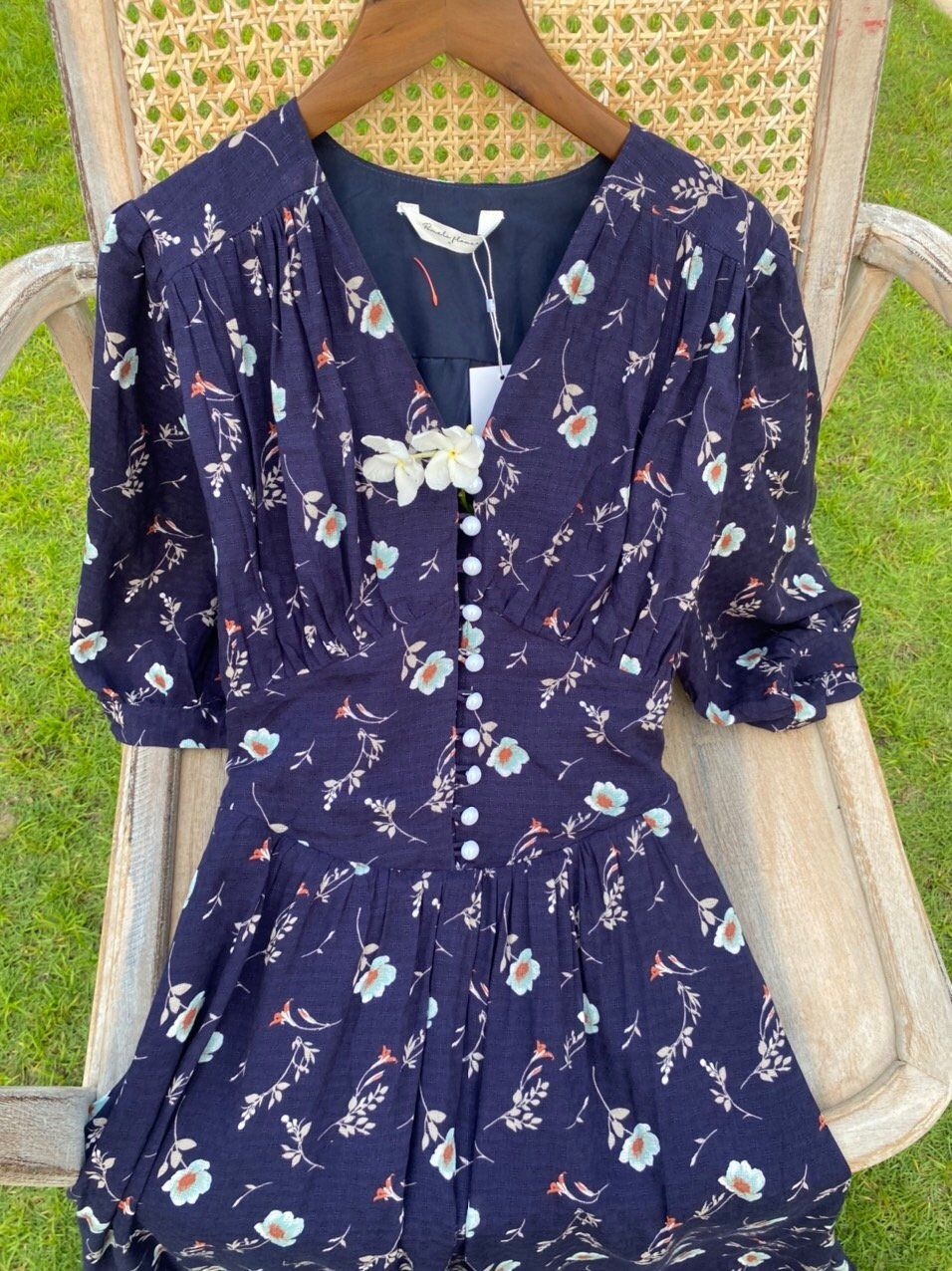 Melina Dress - Đầm voan in hoa có cúc - D01