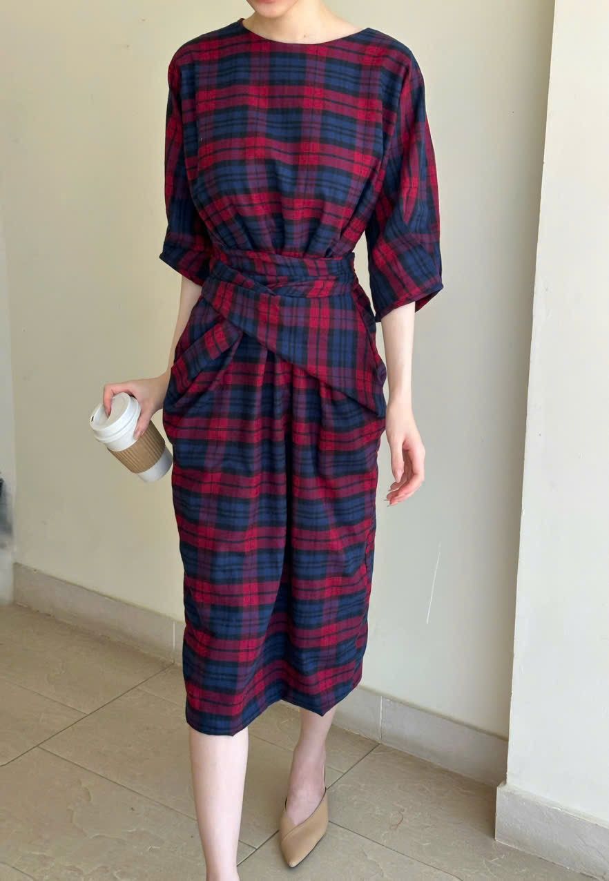 Amie Dress - Đầm Cuốn Eo Lạ Mắt