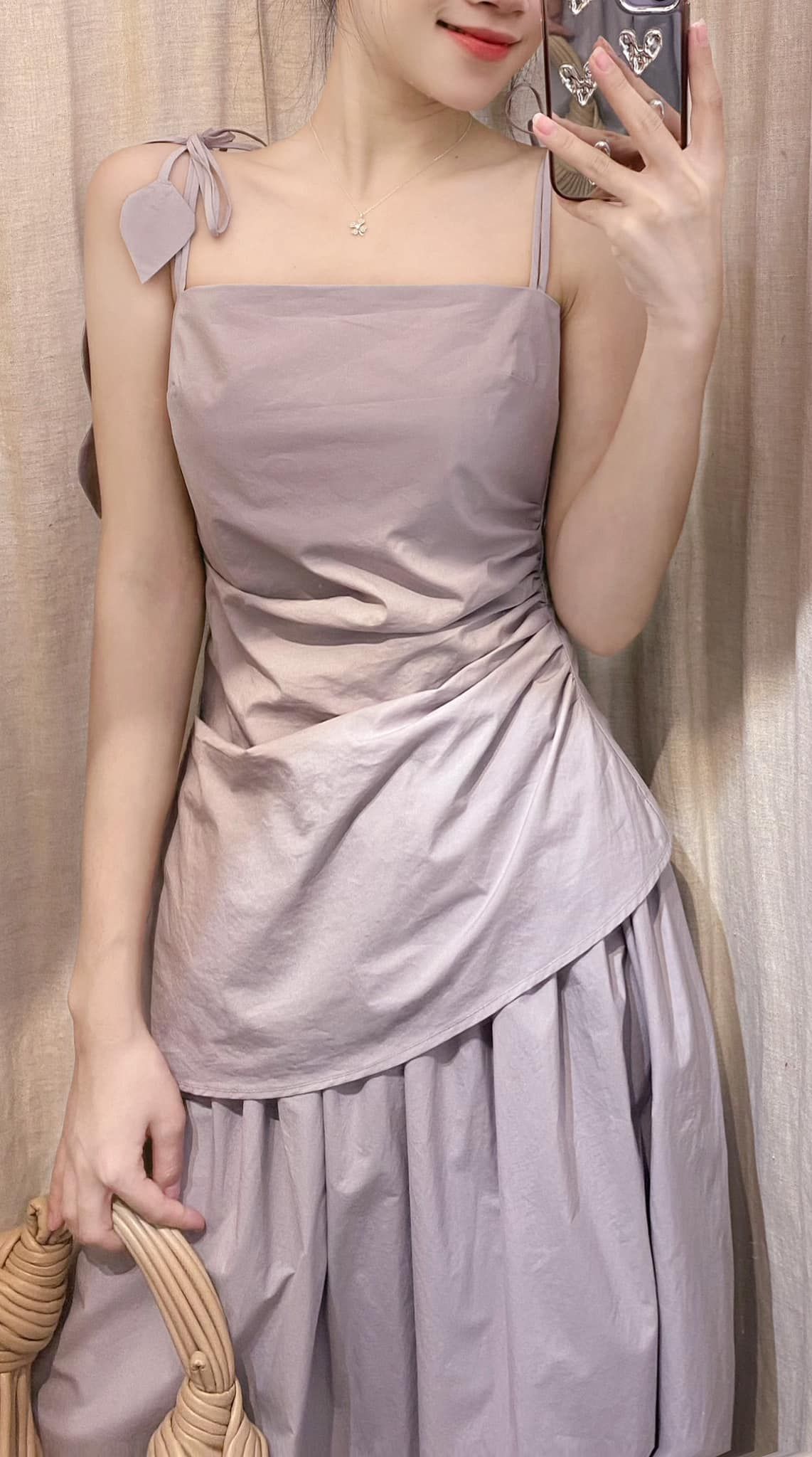 Emilia Set - Set Áo 2 Dây Và Chân Váy