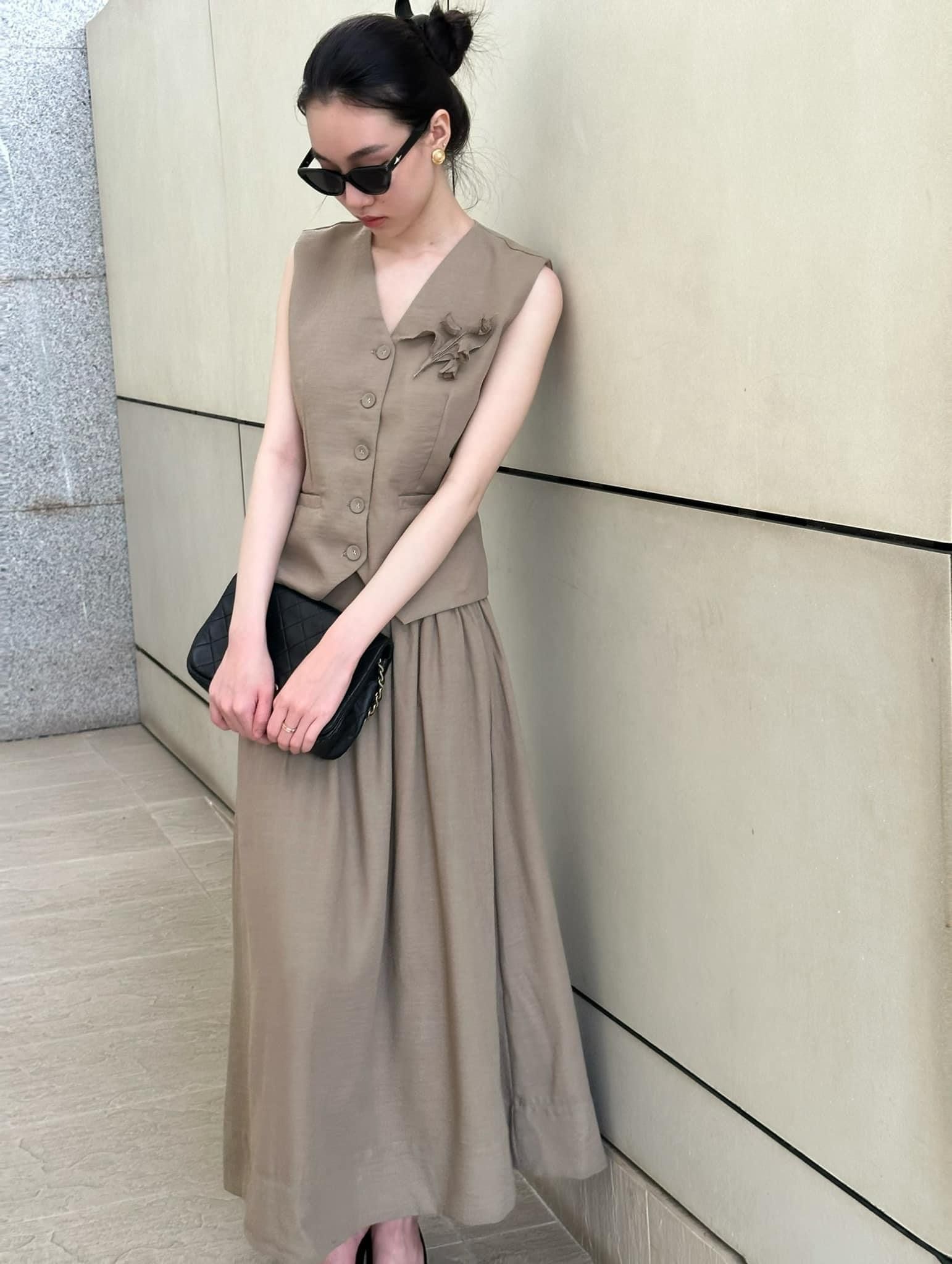 Reine Set - Set áo linen và chân váy L028