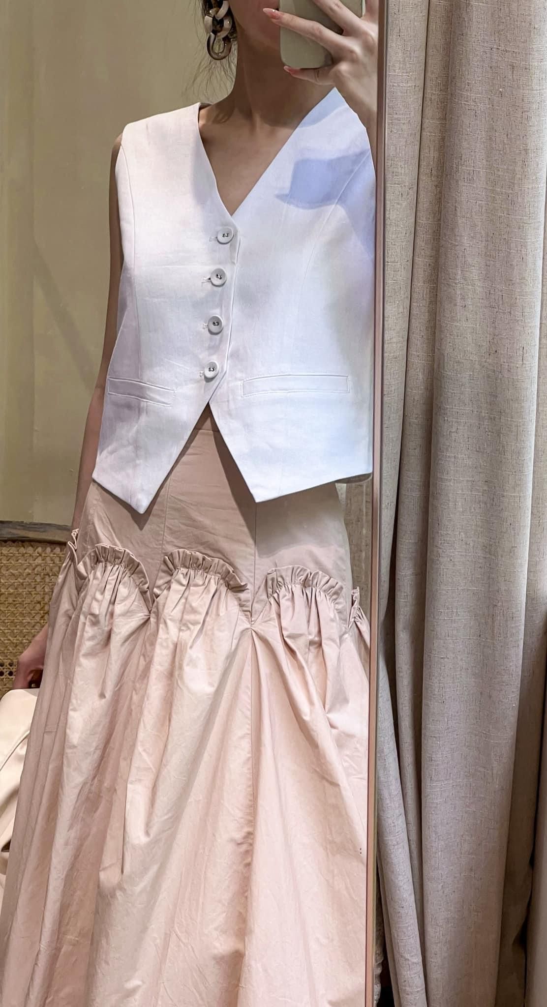 Cara Gile - Áo Sát Nách Cổ V Linen D988