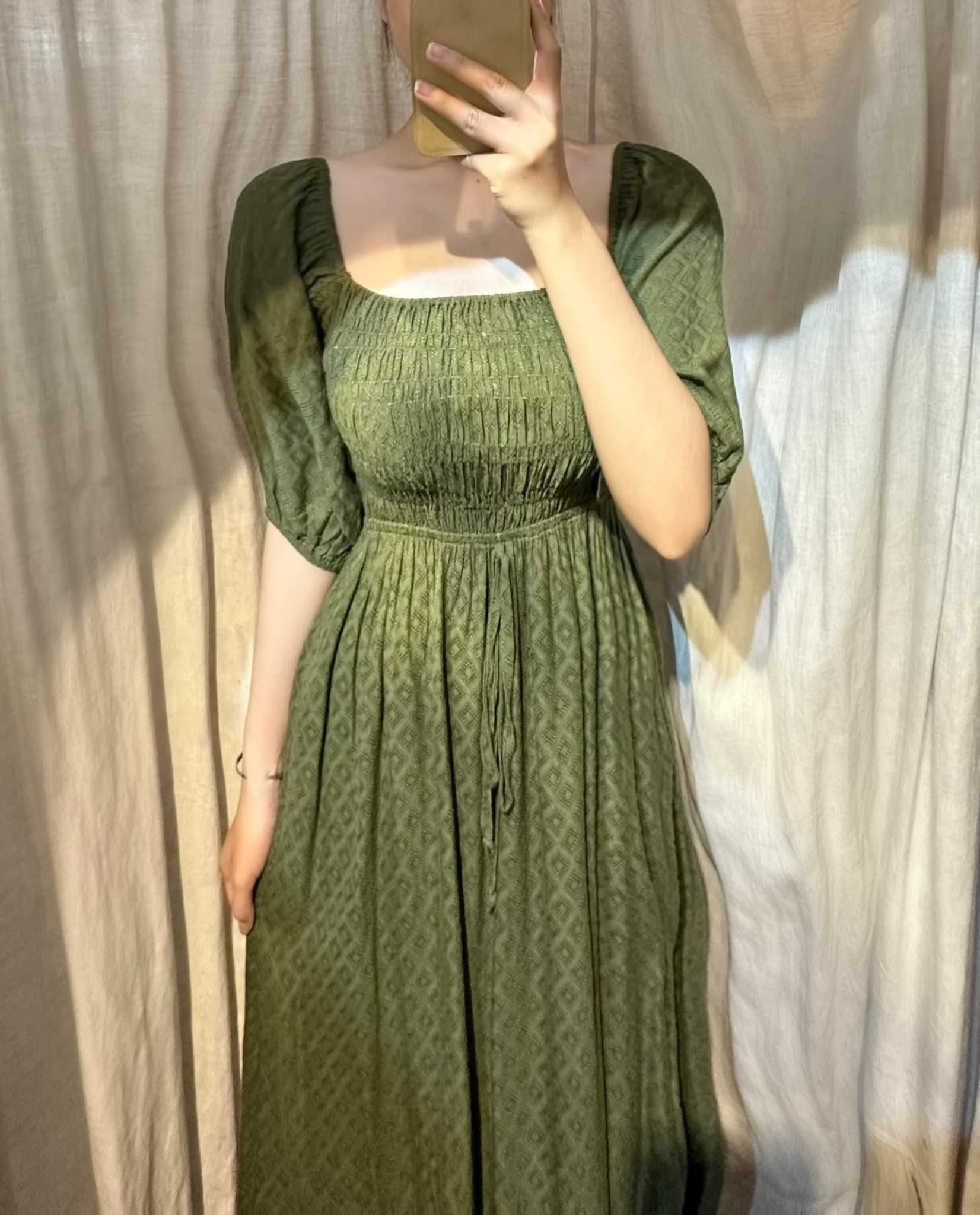 Maggie Dress - Đầm trễ vai bo chun thân trên D109