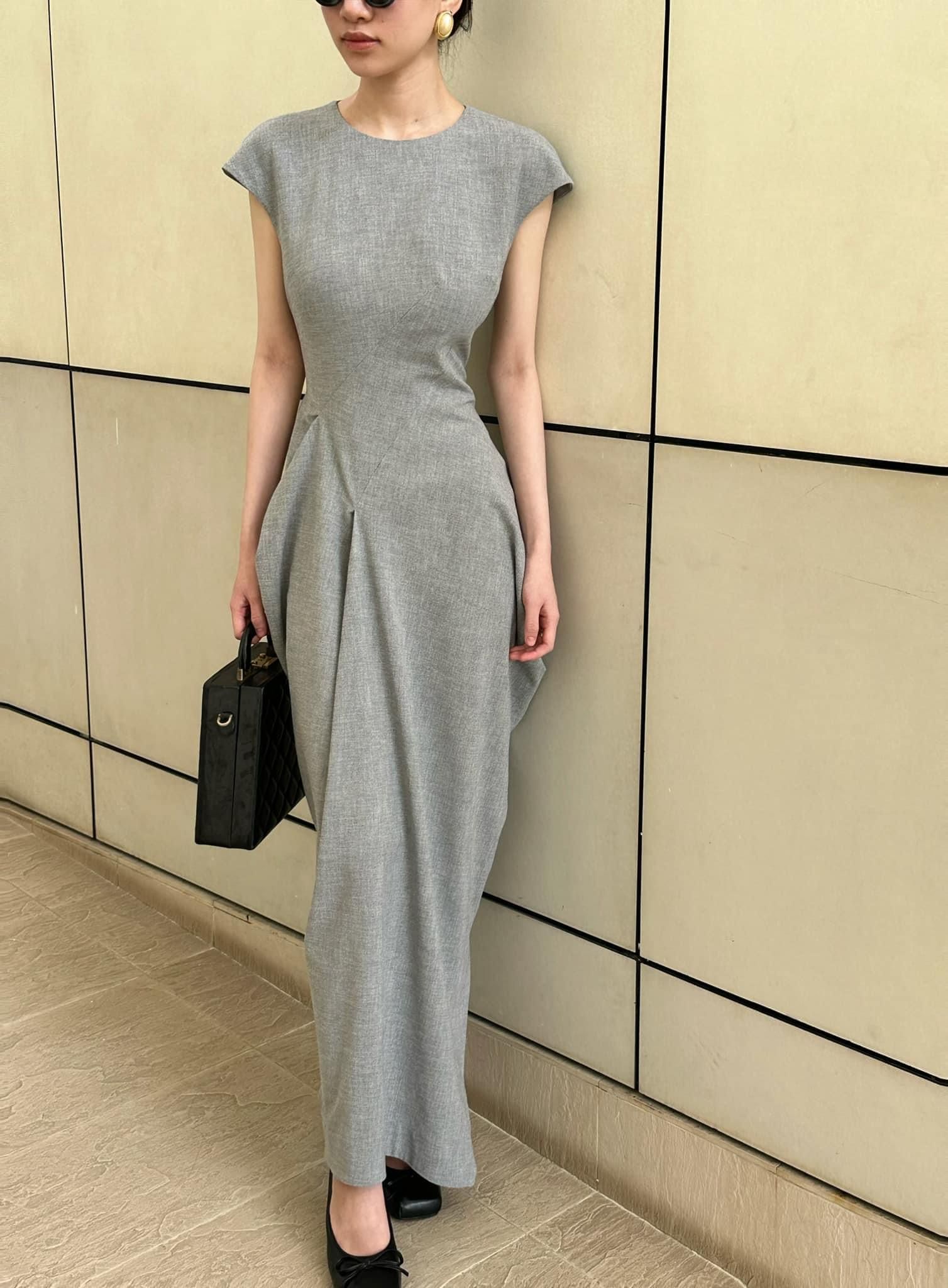 Ceré Dress - Đầm Cổ Tròn Tay Ngắn D1005