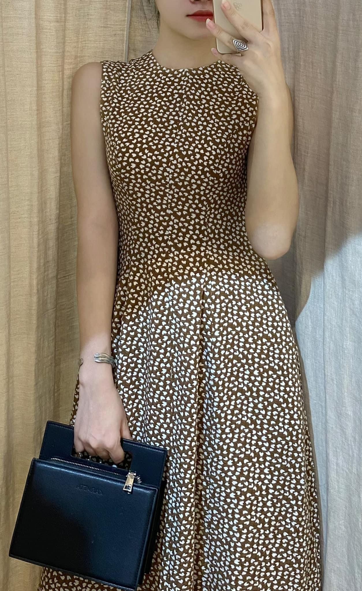 Hailey Dress - Đầm sát nách họa tiết tim nhí L13