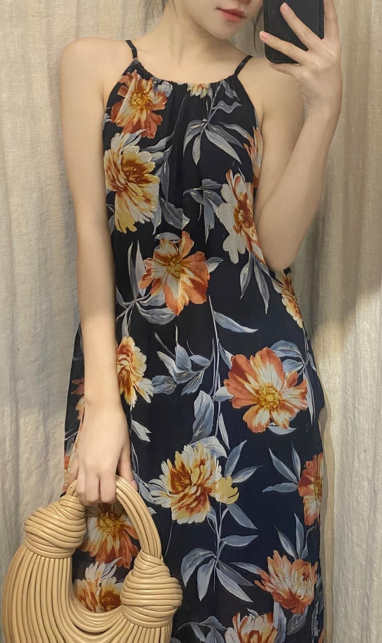 Margaret Dress - Đầm cổ yếm voan hoa LA19