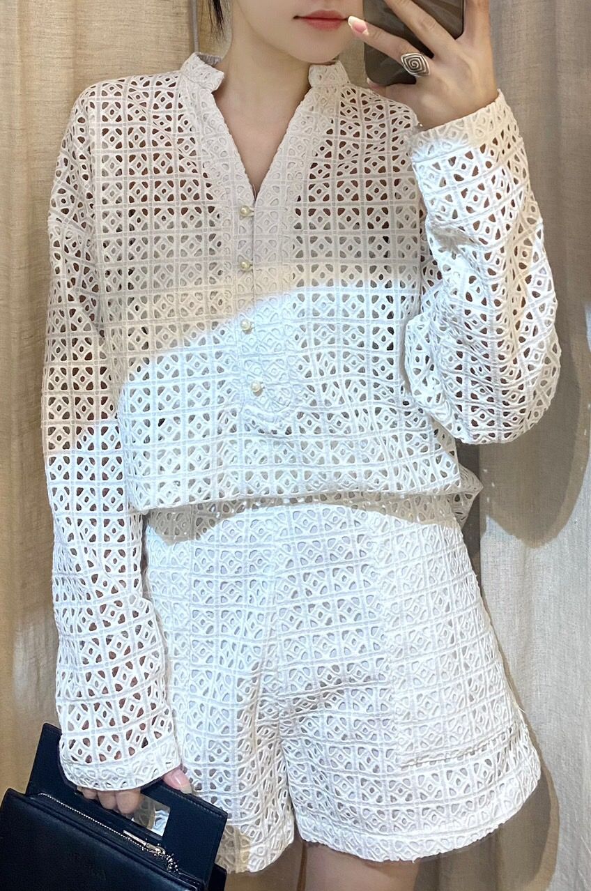 Lucie Set - Set Quần Và Áo Cổ V L01