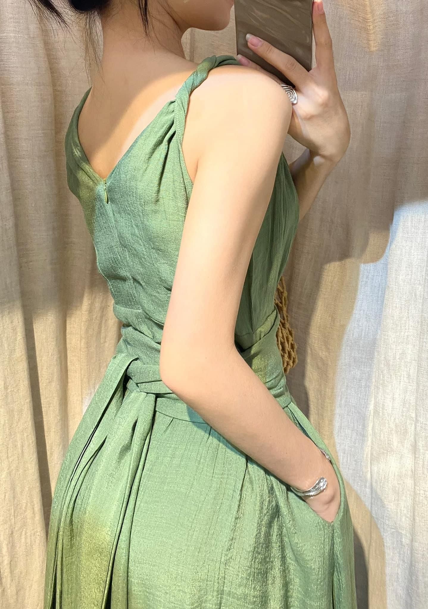Nala Dress - Đầm 2 dây cổ tim thắt nơ eo E29