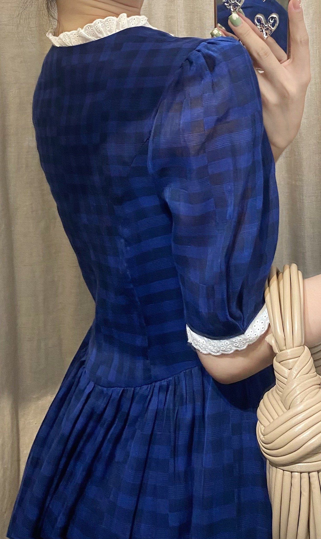 Jane Dress - Đầm Viền Cổ Tay Ngắn L36