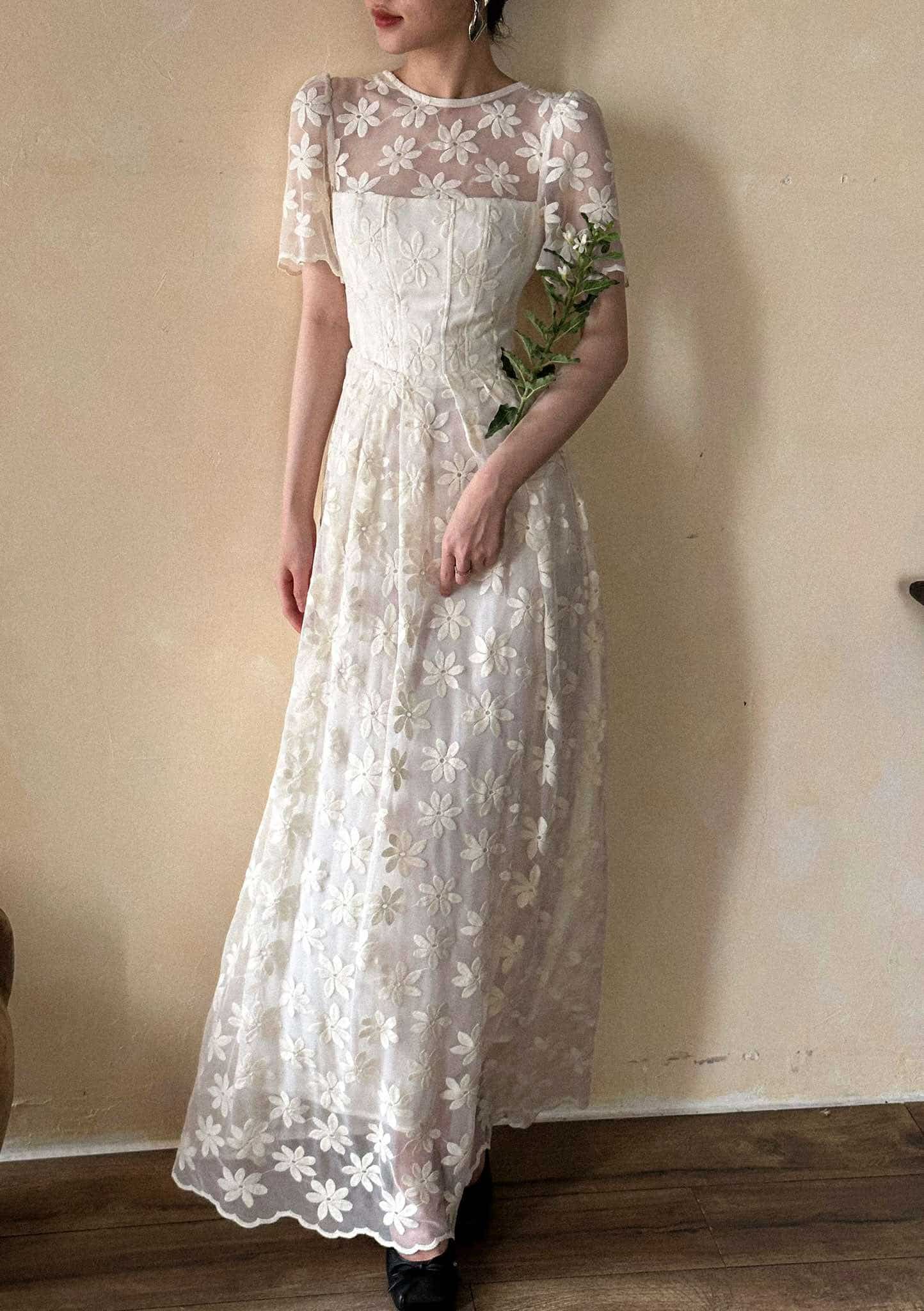 Belle Lace Dress - Đầm Corset Cổ Điển Tay Ngắn Q003