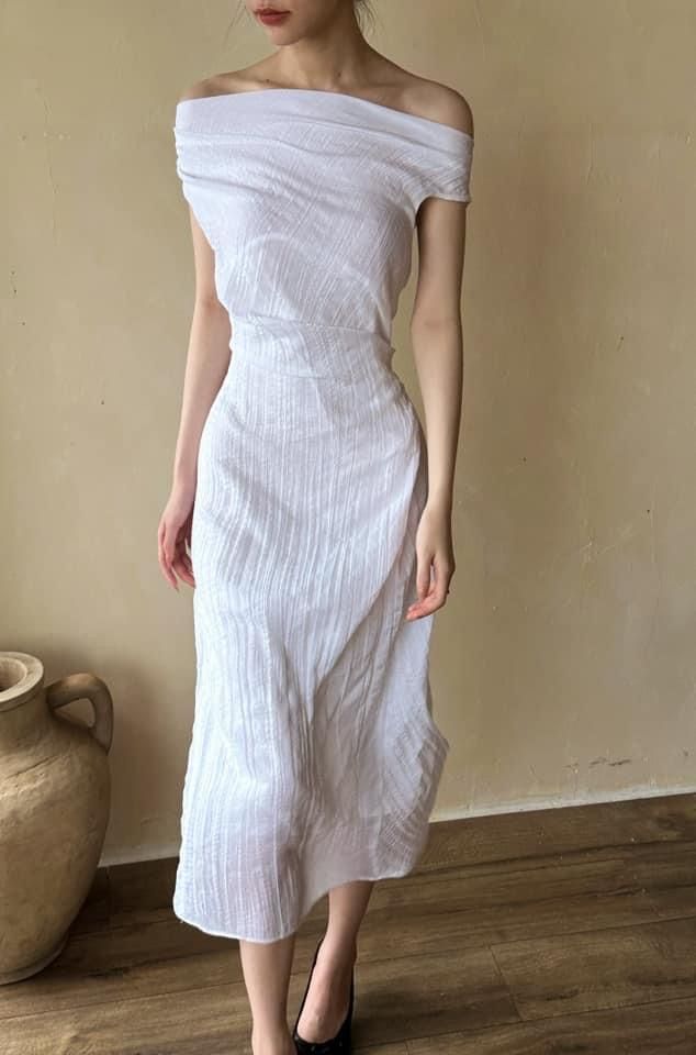 Dilys Dress - Đầm Trễ Vai Sóng Eo DR2123