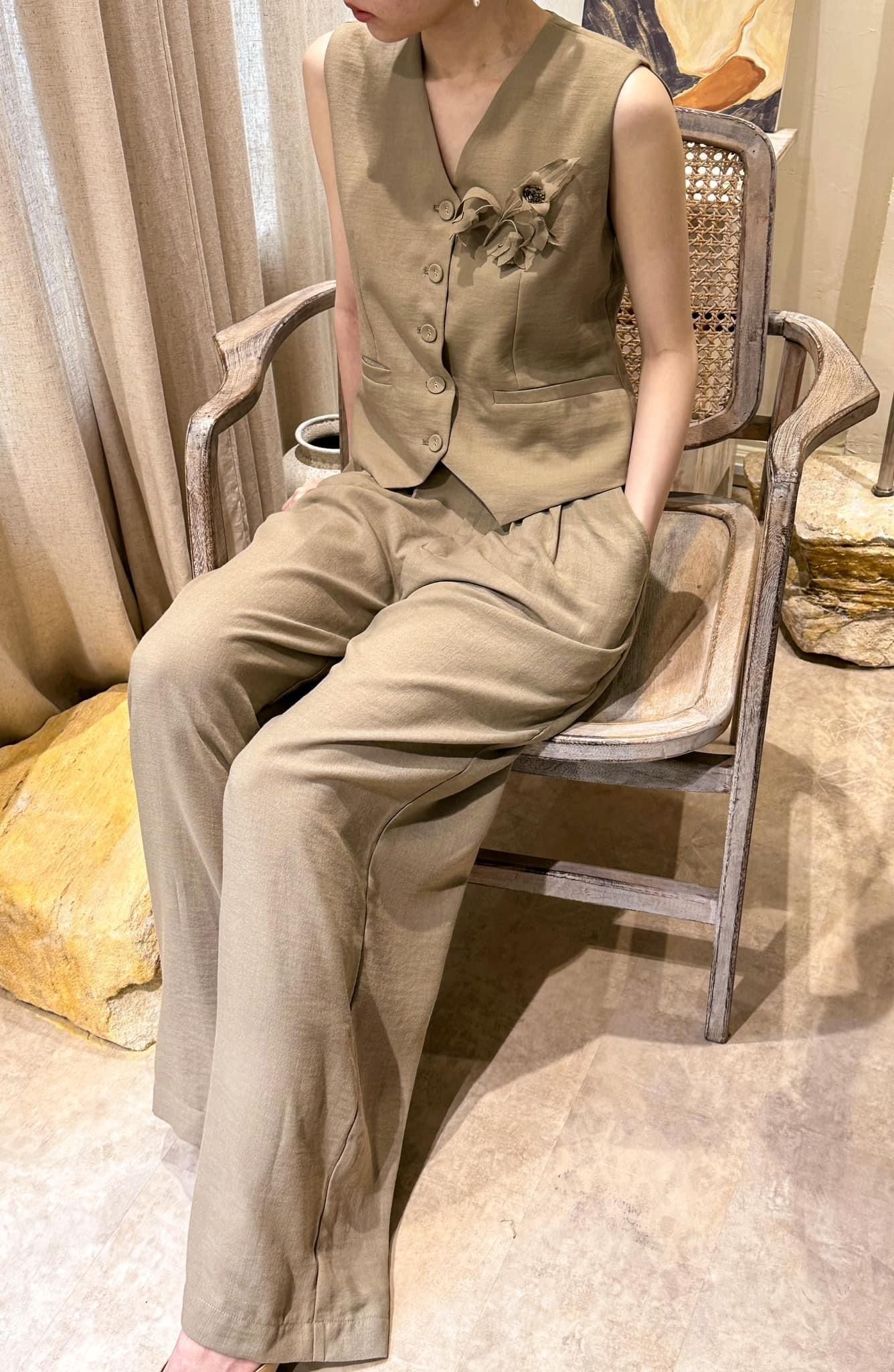 Reine Set - Set áo linen và chân váy L028