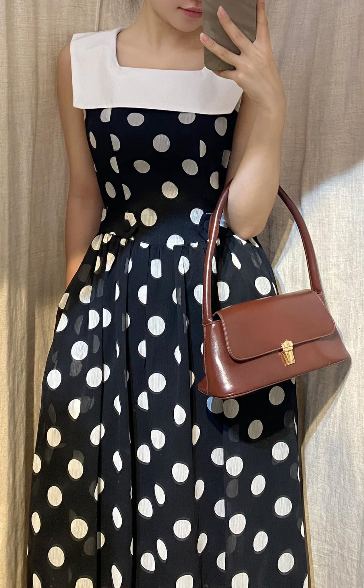 Eleanor Dress - Đầm Cổ Vuông Hoạ Tiết Chấm Bi E02